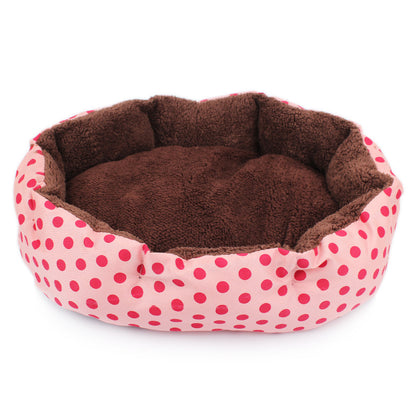 Soft Fleece Pet Bed – Warm, Cozy & Comfortable for Cats!